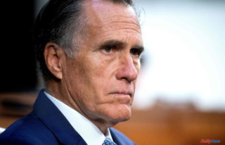US Senator Mitt Romney announces upcoming political...