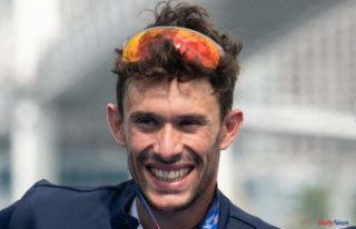 Triathlon: Frenchman Dorian Coninx snatches the title...