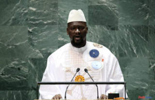 At the UN, the head of the junta in Guinea proclaims...