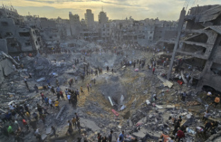 Israel-Gaza War At least 50 dead in an Israeli bombing...