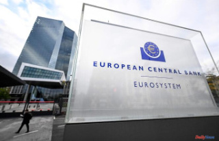 The European Central Bank announces that it will keep...