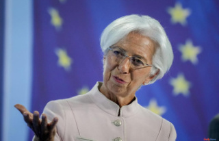 Politics Lagarde makes it clear that interest rates...