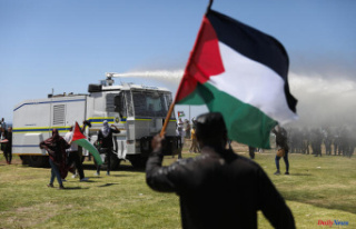 South Africa: tensions in Cape Town between pro-Israel...