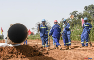 In Niger, commissioning of a giant oil pipeline to...
