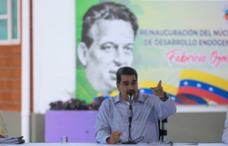 Latin America Maduro orders "defensive action"...