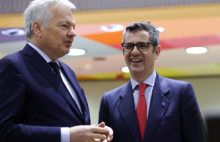 UE Reynders is happy about the "constructive...