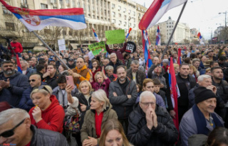 International Thousands of Serbs protest against alleged...