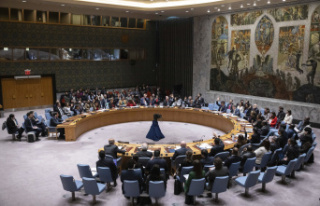 Israel-Gaza War The UN Security Council approves a...