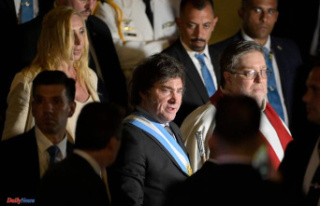 Argentina: the new government of Javier Milei devalues...