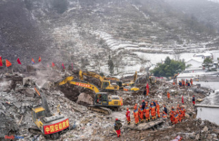Landslide in China: death toll rises to 44