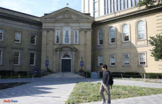 Canada limits the number of foreign students for a...