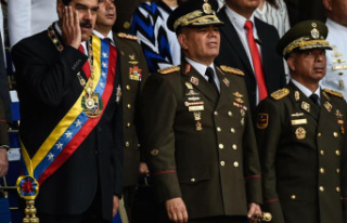 In Venezuela, thirty-three soldiers arrested for conspiracy...