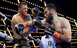 Highlights: Boxing results and highlights: Joe Smith Jr. is stopped by Artur Beterbiev in round two to become the three-belt champion