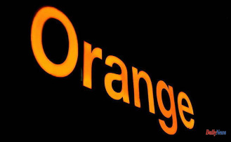 Orange plans to cut 700 jobs
