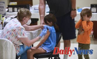 Florida surgeon general advises against Covid vaccination in order to have 'healthy children'