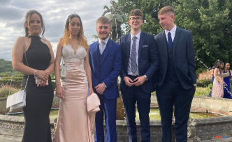Living costs: Nottingham academy offers prom for free
