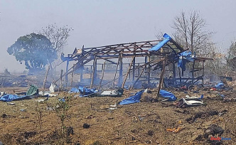 Burma: international outcry after a deadly strike by the ruling junta on a village