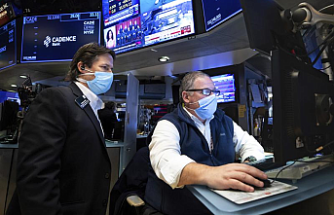 As market volatility continues, stocks fall sharply