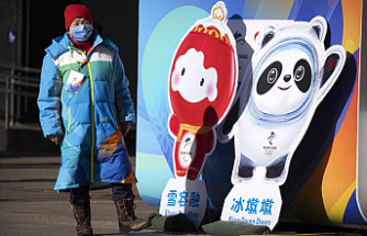 Beijing will offer Olympic tickets to "selected" spectators