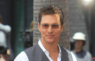 Actor after school massacre: McConaughey: "This is an epidemic"