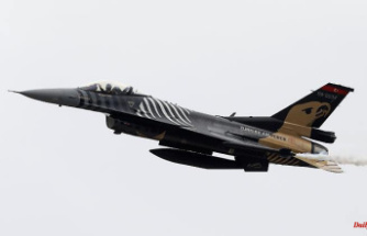 "NATO is informed": Turkish fighter jet overflights provoke Athens