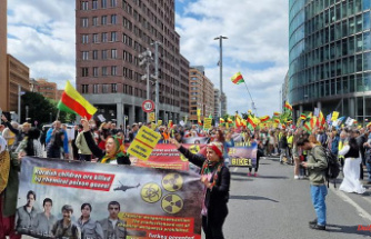 North Rhine-Westphalia: Hundreds at meetings of the climate and Kurdish movements