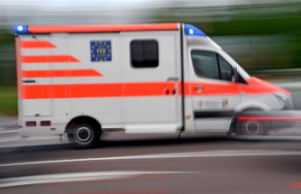Saxony: Two cars collide head-on: one seriously injured