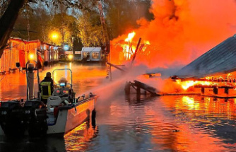 Mecklenburg-Western Pomerania: Boat shed fire: Neighboring tenants are allowed to salvage boats