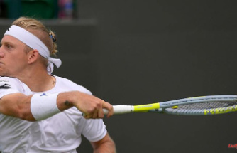 Spaniard can't believe it: point penalty seals strange Wimbledon exit