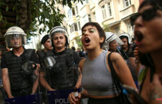 Hundreds of arrests in Istanbul: the police are taking massive action against the Pride parade
