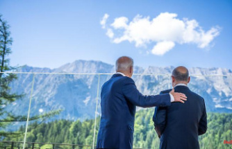 Biden and Scholz agree: G7 summit starts with solidarity