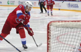 Kremlin: No shortage of players: Putin loses prominent ice hockey buddy