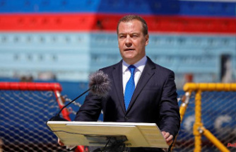 Because of investigations into war: Medvedev reminds of Russian nuclear weapons