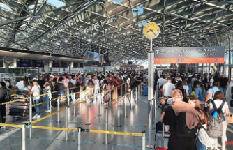 North Rhine-Westphalia: Almost endless queues at airports: no improvement?