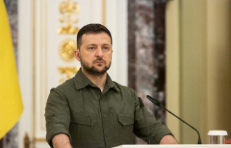 "Not decisions without me": Zelenskyj reprimands military leadership for reporting requirements