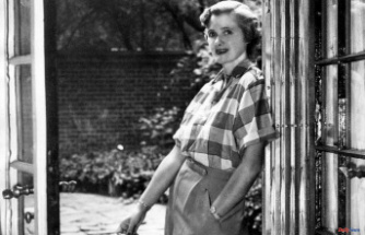Daphne du Maurier: A novelist who tracked past to a French jail for debtors