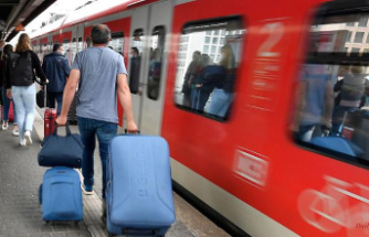 North Rhine-Westphalia: 9-euro ticket a success - overcrowded trains spoil joy