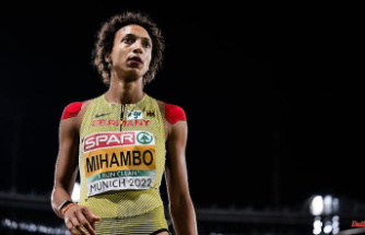 Moment of shock after EM silver: Mihambo collapses and causes great concern