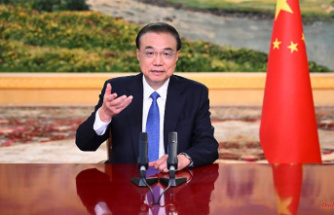 "Shock beyond expectations": China's prime minister sees his own economy weakening
