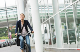 Save and get fit: tips for prospective bicycle commuters