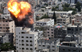 Middle East: Israel continues to attack targets in Gaza