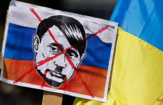Rejection of Zelenskyj's demand: Kremlin critic warns of "visa war against Russians"