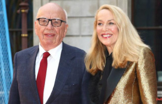 Ex-model leaves media mogul: Jerry Hall and Rupert Murdoch are divorced