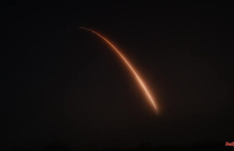 After two postponed launches: US fires ICBMs into the Pacific