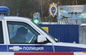 Dead and injured: Explosions at Russian military airports inland