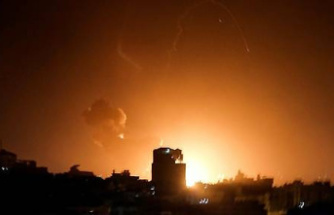 Israeli missiles against Palestinian rockets in the night of Gaza