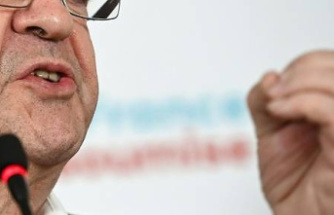 Pensions: France "does not lead to cudgels", warns Mélenchon