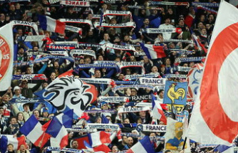 France-Netherlands: supporters call for the resignation of Emmanuel Macron