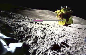 The Japanese lunar craft SLIM has restarted, after two weeks of forced shutdown