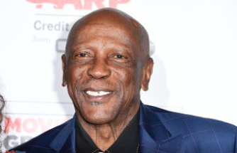 Louis Gossett Jr, first black actor to win Best Supporting Actor Oscar, dies at 87
